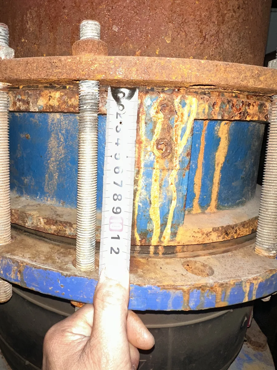 螺杆式冷水机组现场实拍